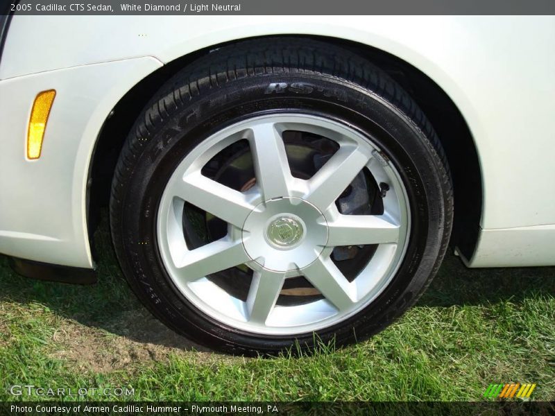 White Diamond / Light Neutral 2005 Cadillac CTS Sedan
