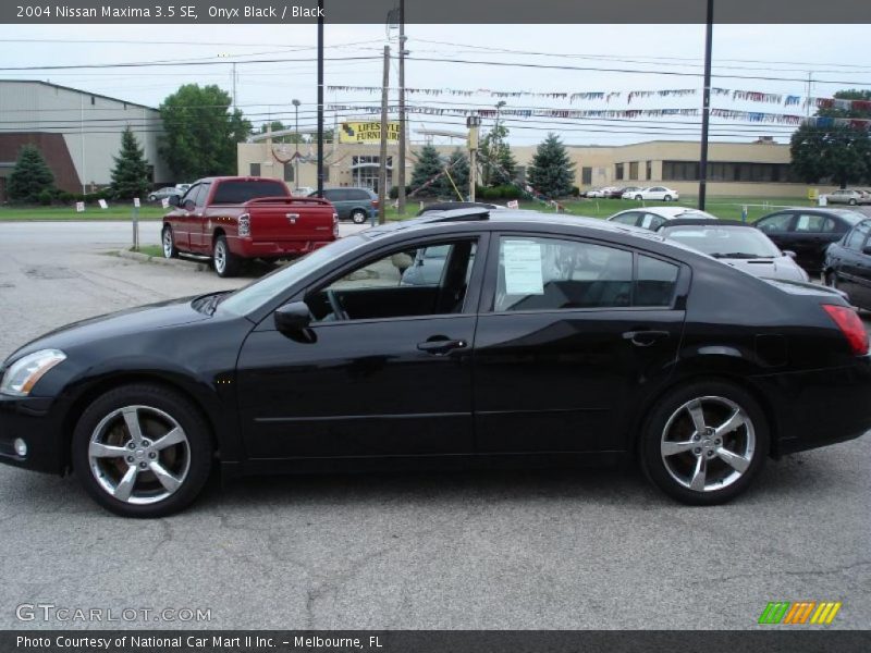 Onyx Black / Black 2004 Nissan Maxima 3.5 SE