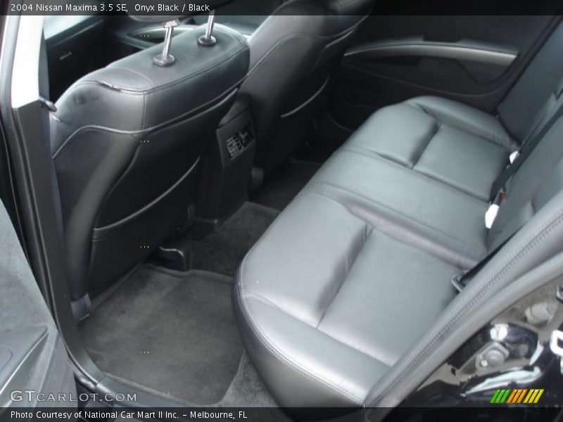 Onyx Black / Black 2004 Nissan Maxima 3.5 SE