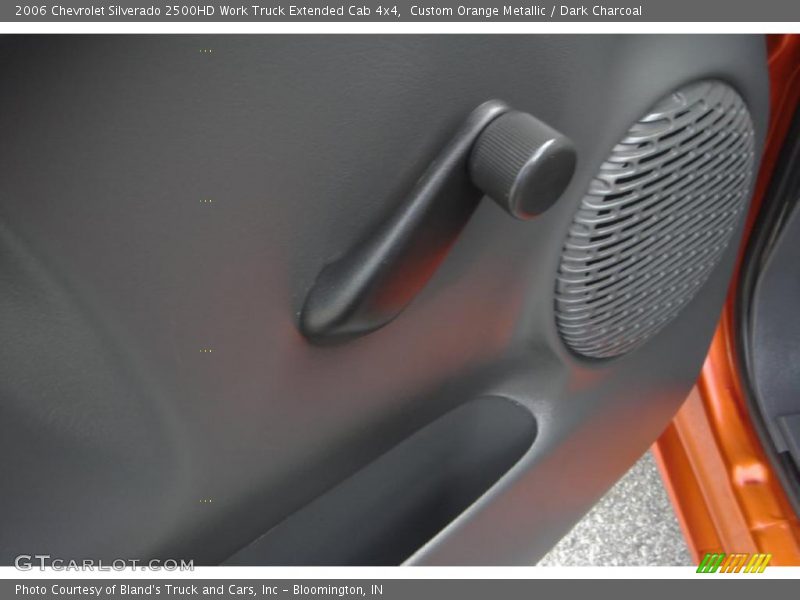 Custom Orange Metallic / Dark Charcoal 2006 Chevrolet Silverado 2500HD Work Truck Extended Cab 4x4