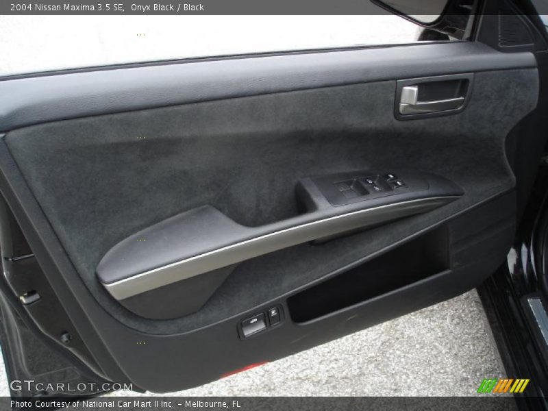 Onyx Black / Black 2004 Nissan Maxima 3.5 SE