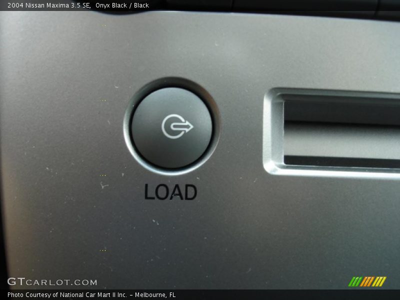 Onyx Black / Black 2004 Nissan Maxima 3.5 SE