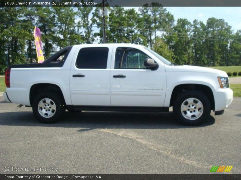 Summit White / Ebony 2009 Chevrolet Avalanche LS