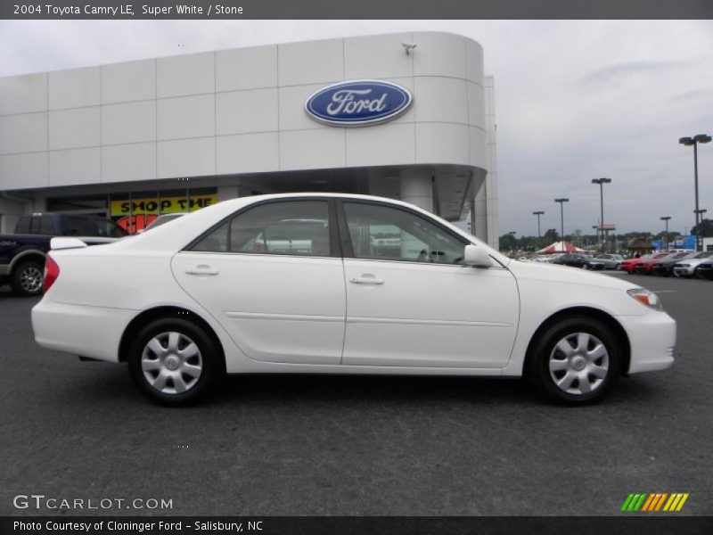 Super White / Stone 2004 Toyota Camry LE