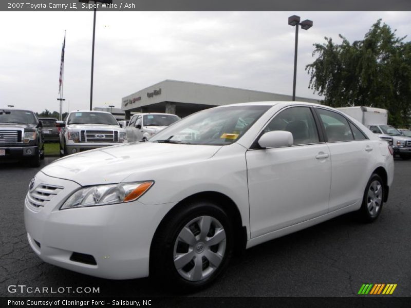Super White / Ash 2007 Toyota Camry LE