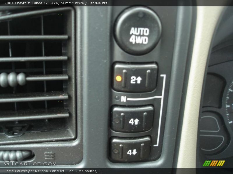 Summit White / Tan/Neutral 2004 Chevrolet Tahoe Z71 4x4