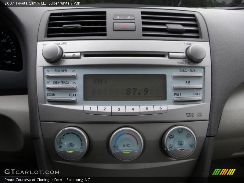 Super White / Ash 2007 Toyota Camry LE