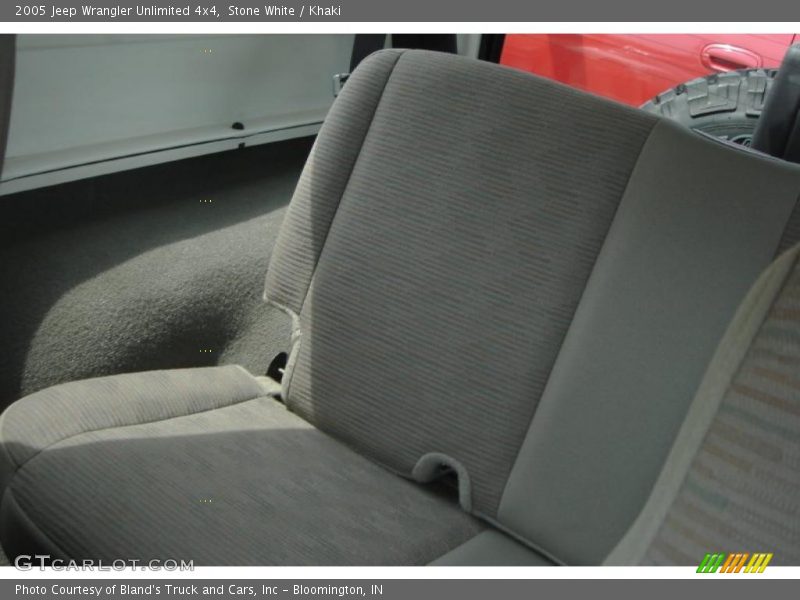 Stone White / Khaki 2005 Jeep Wrangler Unlimited 4x4
