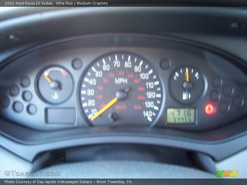 Infra Red / Medium Graphite 2002 Ford Focus LX Sedan