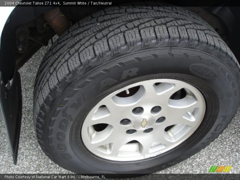 Summit White / Tan/Neutral 2004 Chevrolet Tahoe Z71 4x4