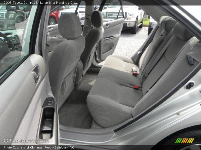 Lunar Mist Metallic / Gray 2005 Toyota Camry LE