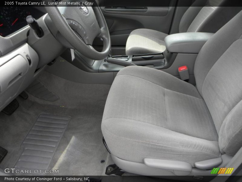 Lunar Mist Metallic / Gray 2005 Toyota Camry LE