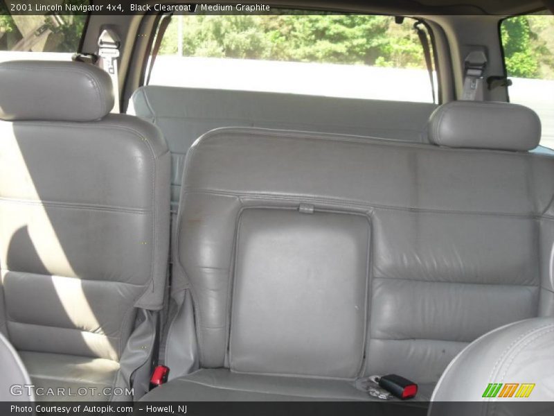 Black Clearcoat / Medium Graphite 2001 Lincoln Navigator 4x4