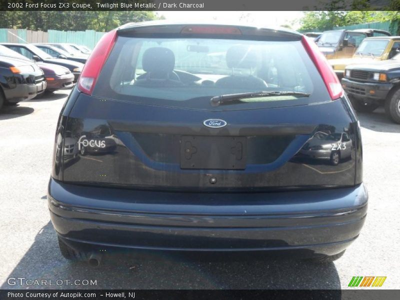 Twilight Blue Metallic / Dark Charcoal 2002 Ford Focus ZX3 Coupe