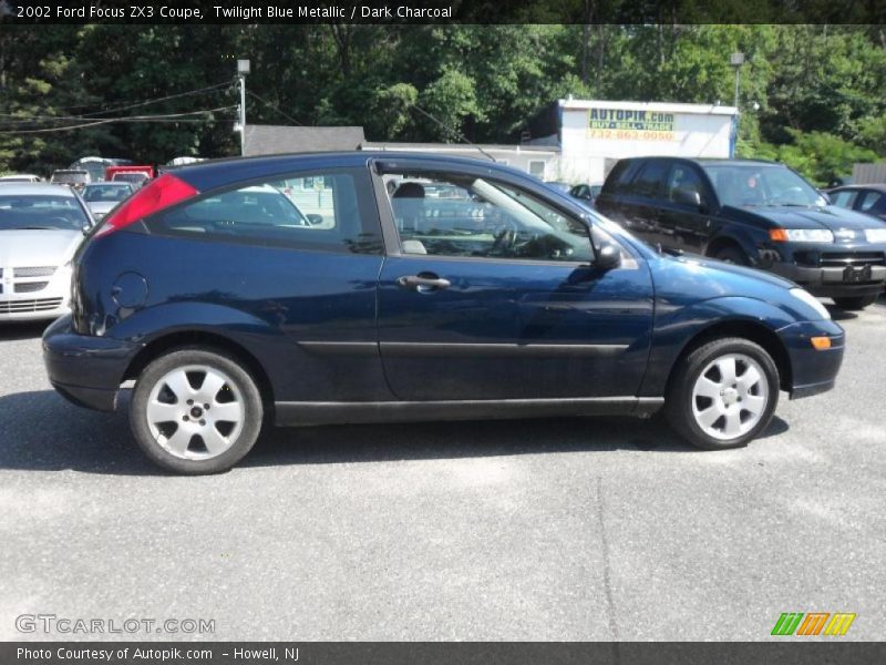 Twilight Blue Metallic / Dark Charcoal 2002 Ford Focus ZX3 Coupe