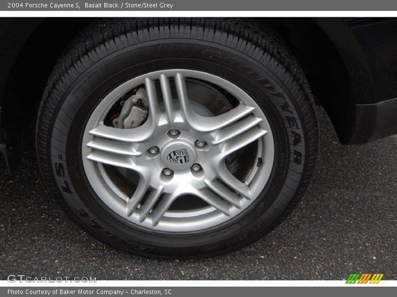 Basalt Black / Stone/Steel Grey 2004 Porsche Cayenne S
