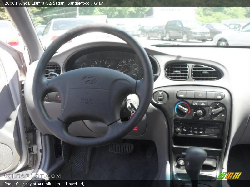 Sandalwood / Gray 2000 Hyundai Elantra GLS Sedan