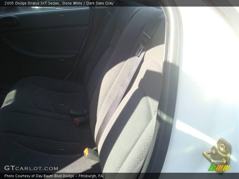 Stone White / Dark Slate Gray 2005 Dodge Stratus SXT Sedan