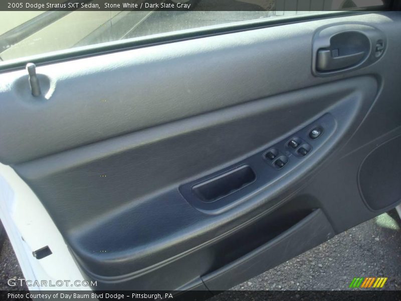 Stone White / Dark Slate Gray 2005 Dodge Stratus SXT Sedan
