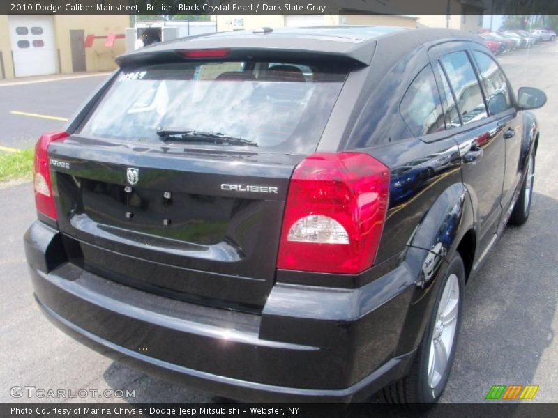 Brilliant Black Crystal Pearl / Dark Slate Gray 2010 Dodge Caliber Mainstreet