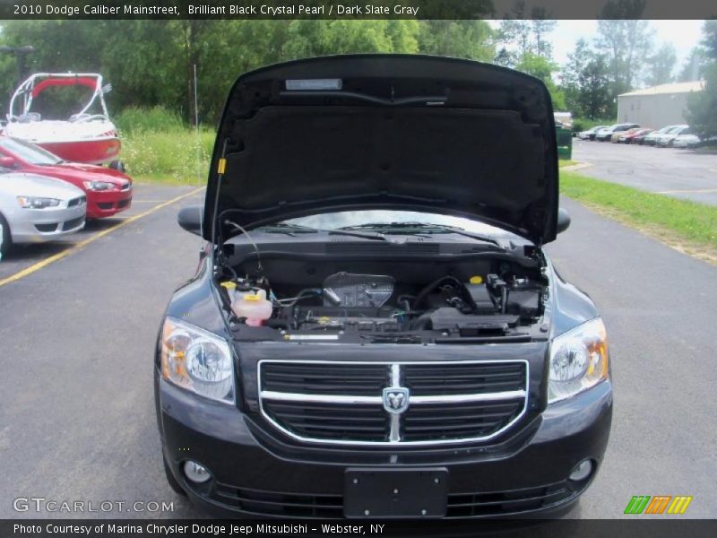 Brilliant Black Crystal Pearl / Dark Slate Gray 2010 Dodge Caliber Mainstreet