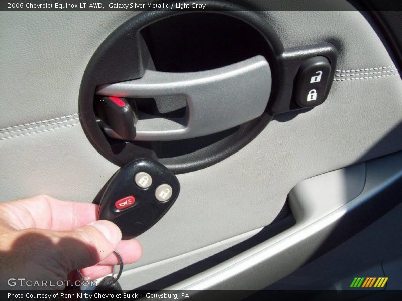 Galaxy Silver Metallic / Light Gray 2006 Chevrolet Equinox LT AWD