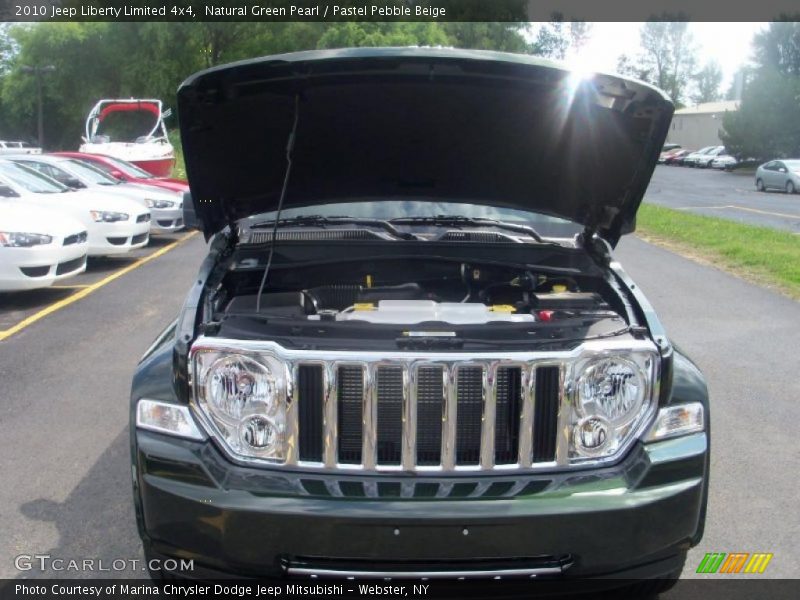 Natural Green Pearl / Pastel Pebble Beige 2010 Jeep Liberty Limited 4x4