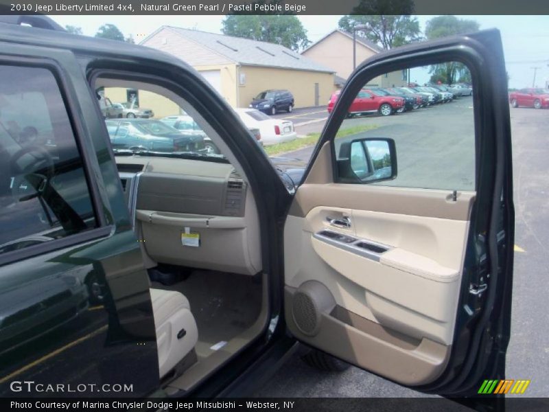 Natural Green Pearl / Pastel Pebble Beige 2010 Jeep Liberty Limited 4x4