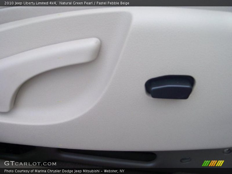 Natural Green Pearl / Pastel Pebble Beige 2010 Jeep Liberty Limited 4x4