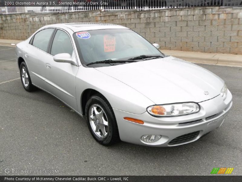 Sterling Metallic / Dark Gray 2001 Oldsmobile Aurora 3.5