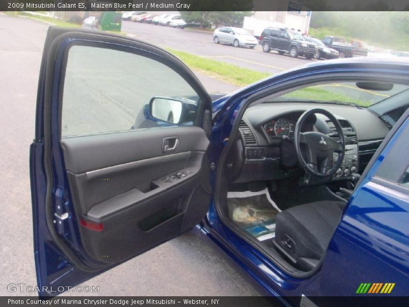 Maizen Blue Pearl / Medium Gray 2009 Mitsubishi Galant ES