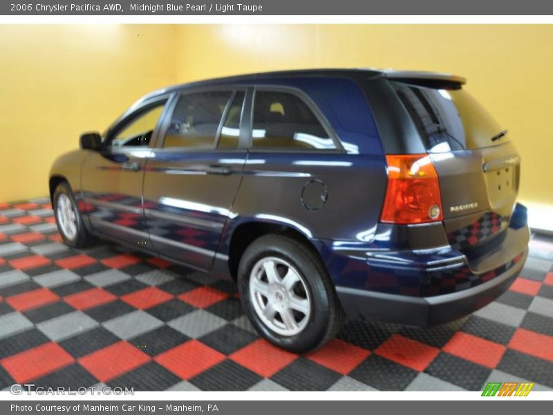 Midnight Blue Pearl / Light Taupe 2006 Chrysler Pacifica AWD