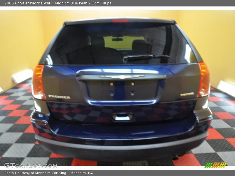 Midnight Blue Pearl / Light Taupe 2006 Chrysler Pacifica AWD