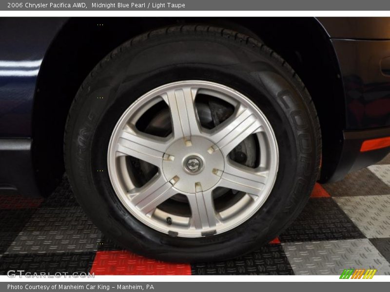 Midnight Blue Pearl / Light Taupe 2006 Chrysler Pacifica AWD