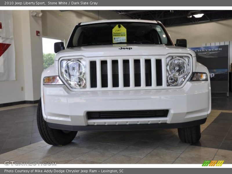 Stone White / Dark Slate Gray 2010 Jeep Liberty Sport