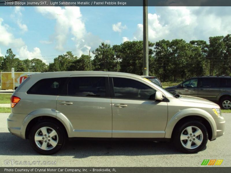 Light Sandstone Metallic / Pastel Pebble Beige 2009 Dodge Journey SXT