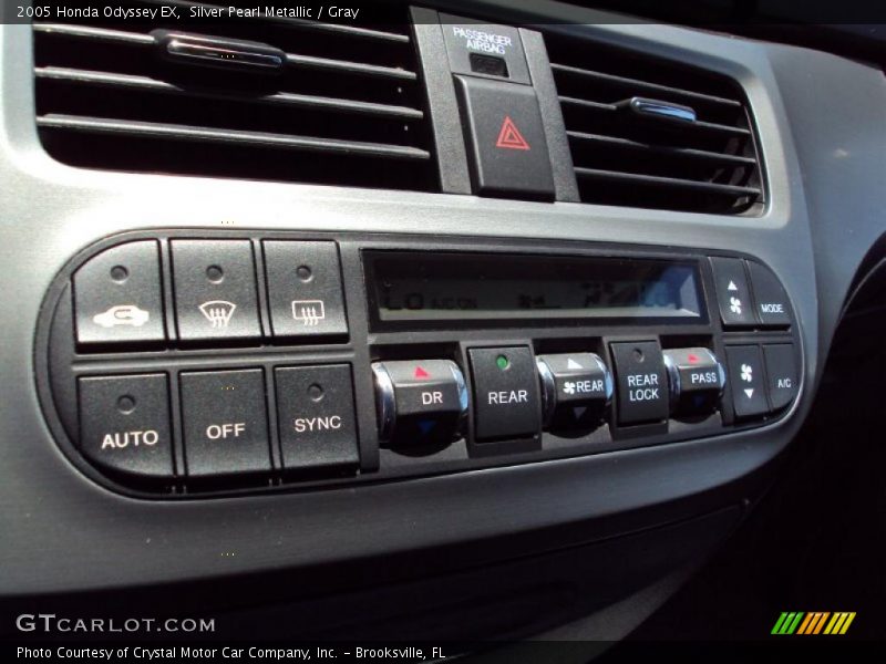 Silver Pearl Metallic / Gray 2005 Honda Odyssey EX