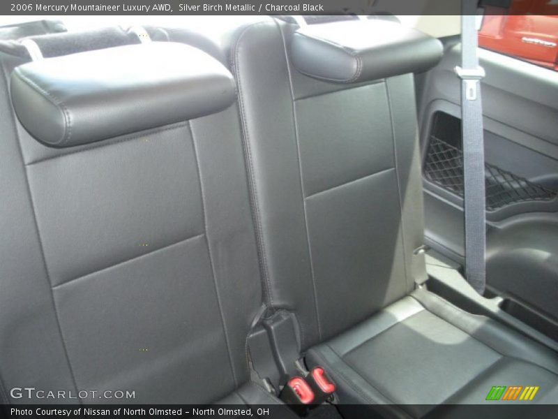 Silver Birch Metallic / Charcoal Black 2006 Mercury Mountaineer Luxury AWD