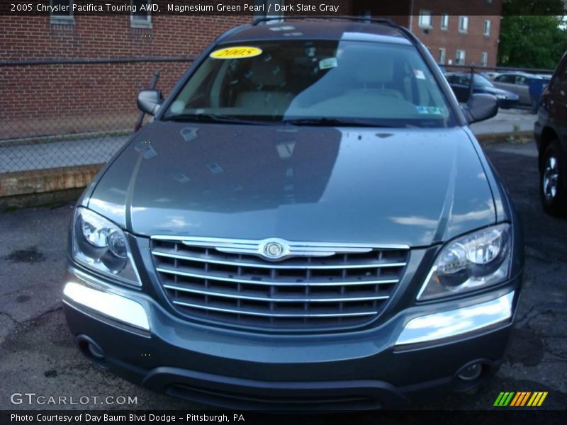 Magnesium Green Pearl / Dark Slate Gray 2005 Chrysler Pacifica Touring AWD