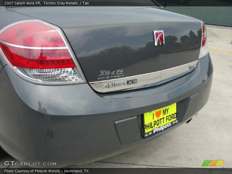 Techno Gray Metallic / Tan 2007 Saturn Aura XR