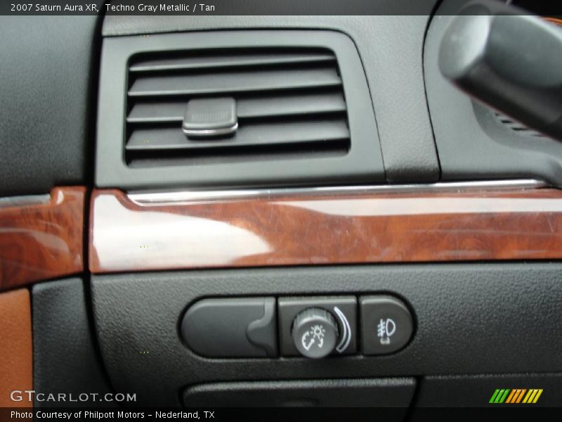 Techno Gray Metallic / Tan 2007 Saturn Aura XR