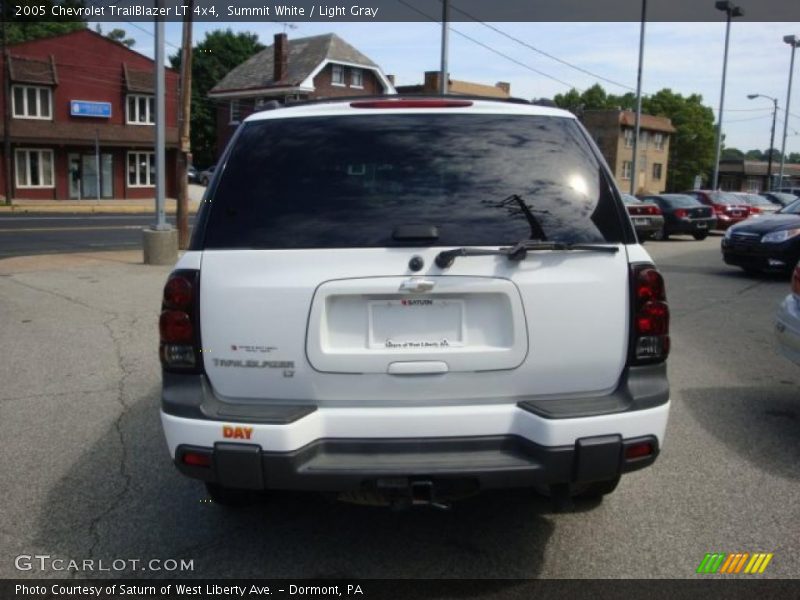 Summit White / Light Gray 2005 Chevrolet TrailBlazer LT 4x4