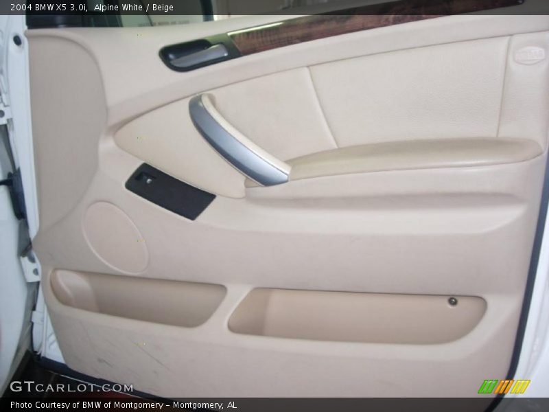 Alpine White / Beige 2004 BMW X5 3.0i