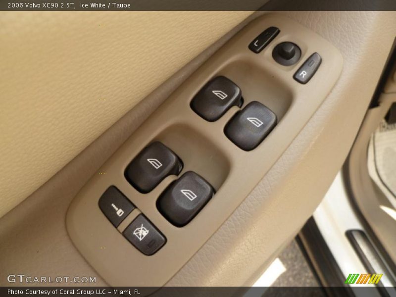 Ice White / Taupe 2006 Volvo XC90 2.5T