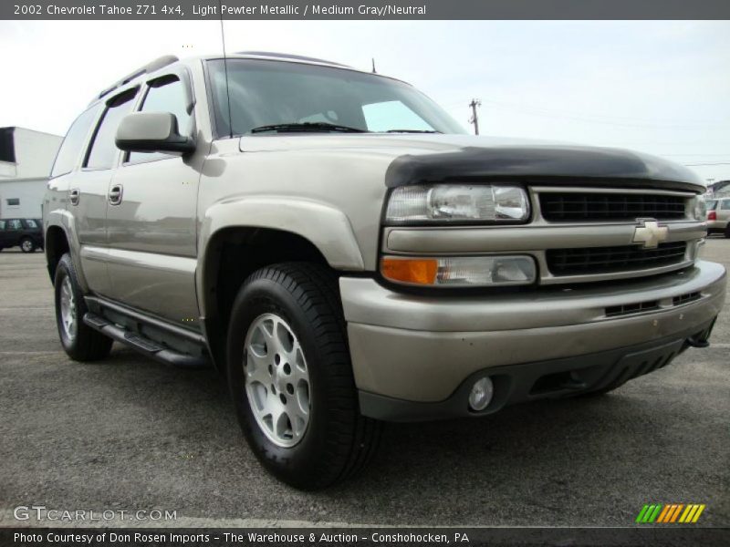 Light Pewter Metallic / Medium Gray/Neutral 2002 Chevrolet Tahoe Z71 4x4
