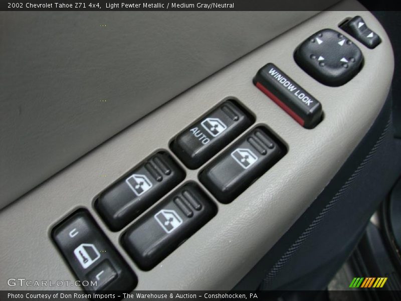 Light Pewter Metallic / Medium Gray/Neutral 2002 Chevrolet Tahoe Z71 4x4