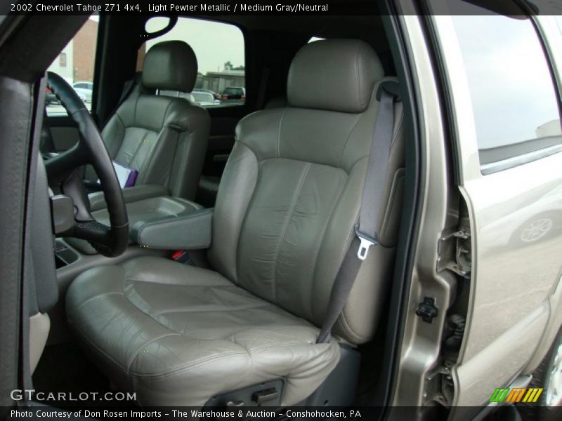 Light Pewter Metallic / Medium Gray/Neutral 2002 Chevrolet Tahoe Z71 4x4