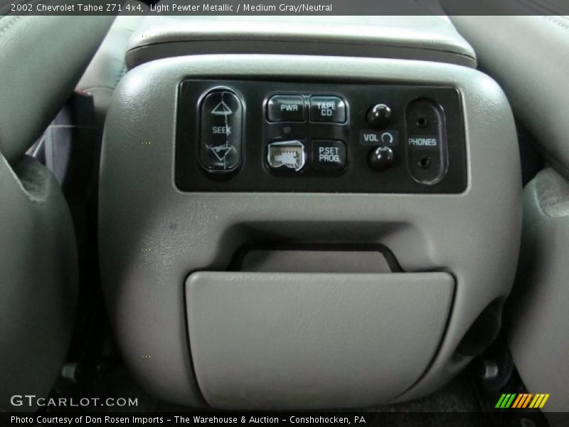 Light Pewter Metallic / Medium Gray/Neutral 2002 Chevrolet Tahoe Z71 4x4
