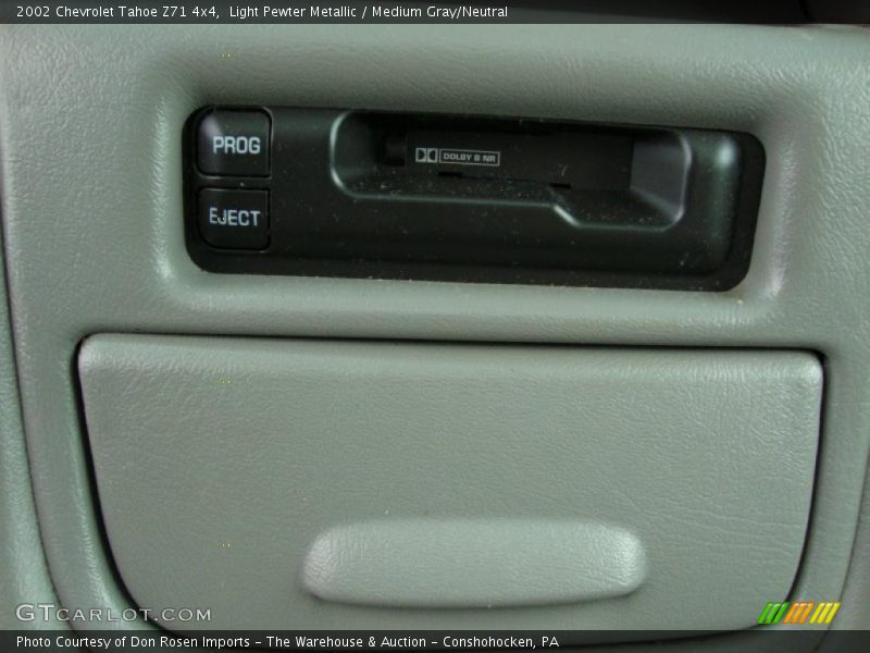 Light Pewter Metallic / Medium Gray/Neutral 2002 Chevrolet Tahoe Z71 4x4