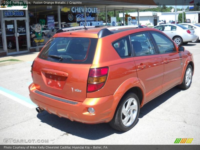 Fusion Orange Metallic / Graphite 2005 Pontiac Vibe